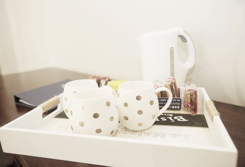 اتاق استاندارد سه نفره, Bondi