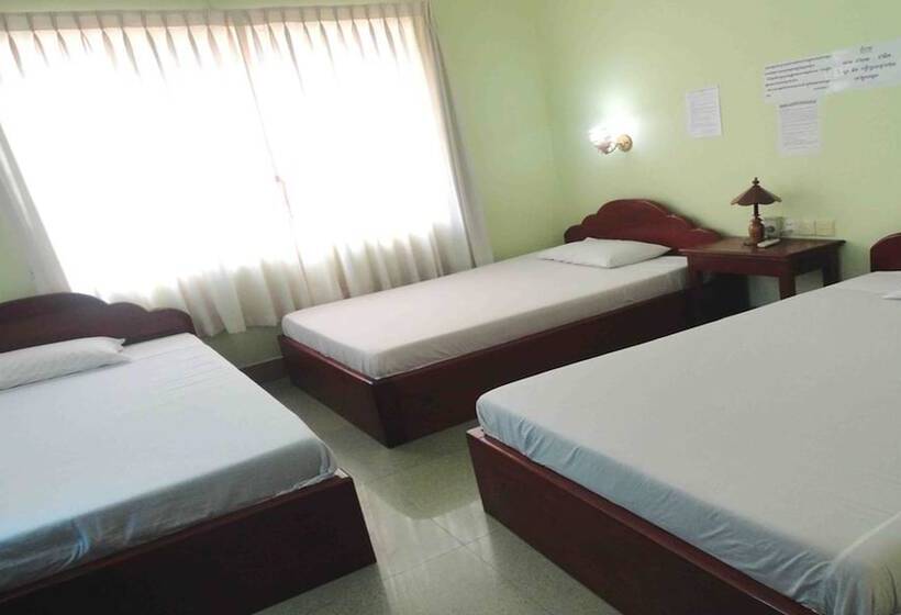 اتاق استاندارد سه نفره, Greenpark Village Guesthouse