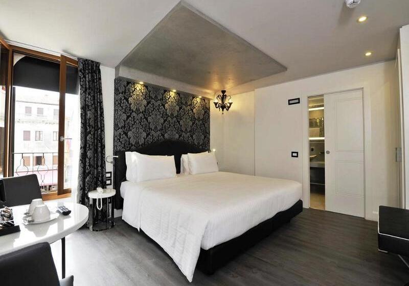 Номер Стандарт, Holiday Inn Express & Suites Queretaro, An Ihg