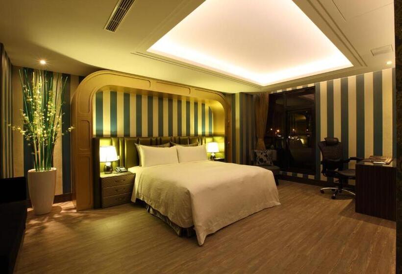 Business Room, Icloud Luxury Resort &