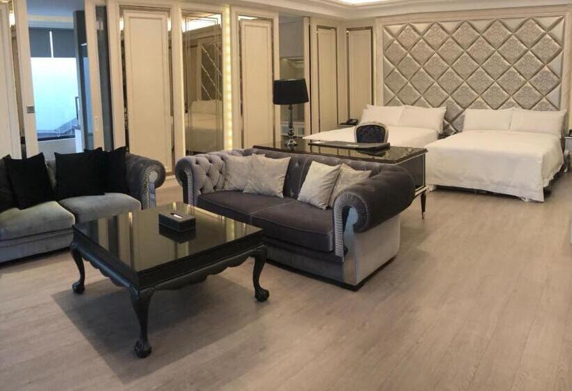 Royal Suite, Icloud Luxury Resort &