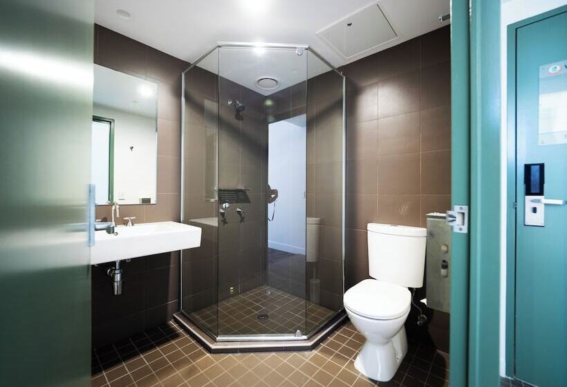 اتاق استاندارد با تخت دو نفره بزرگ, Yha Sydney Harbour