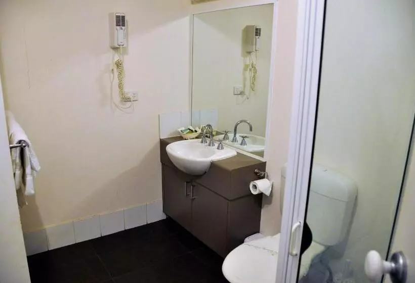 اتاق استاندارد با بالکن و چشم‌انداز دریا, A Great Ocean View Motel