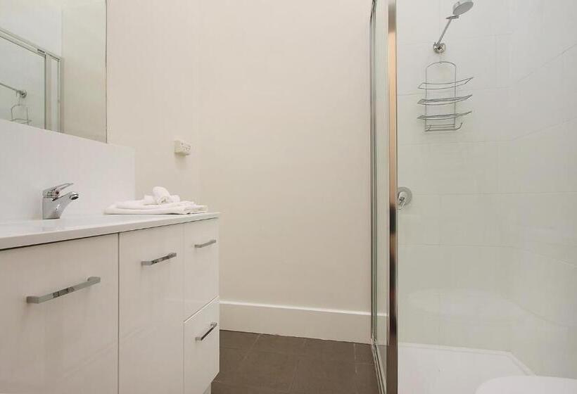 Люкс, The Old Priory