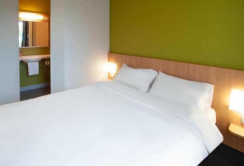 חדר סטנדרט לארבעה, B&b Hotel Brive La Gaillarde