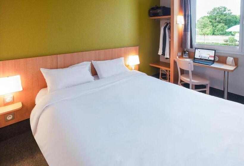 חדר סטנדרט לארבעה, B&b Hotel Brive La Gaillarde