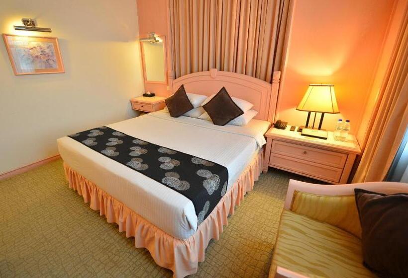 高级套房, Emerald Puteri