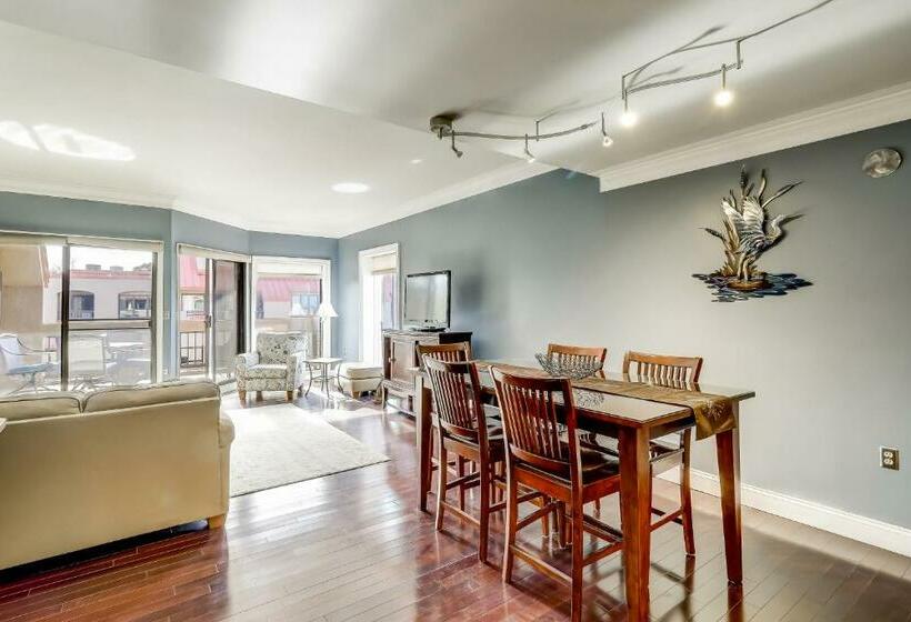 דירת שני חדרים, Harbourside I I I