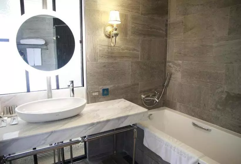 اتاق لوکس, Nk Hostel