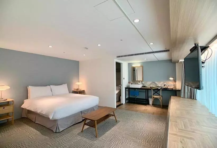 اتاق استاندارد چهار تخته, Nk Hostel
