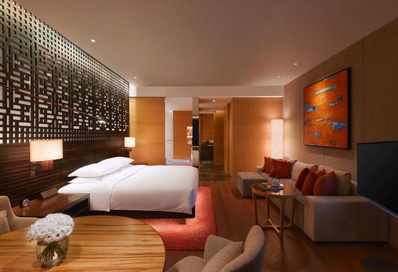 Номер Стандарт Двуспальная Кровать Вид на Парк, Park Hyatt Guangzhou