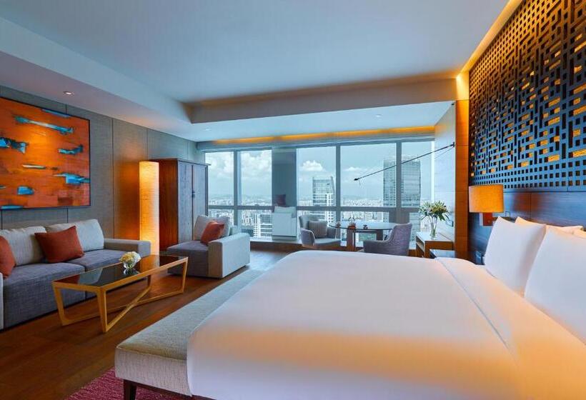 اتاق لوکس با تخت بزرگ, Park Hyatt Guangzhou