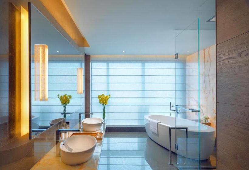 Люкс Повышенной Комфортности, Park Hyatt Guangzhou