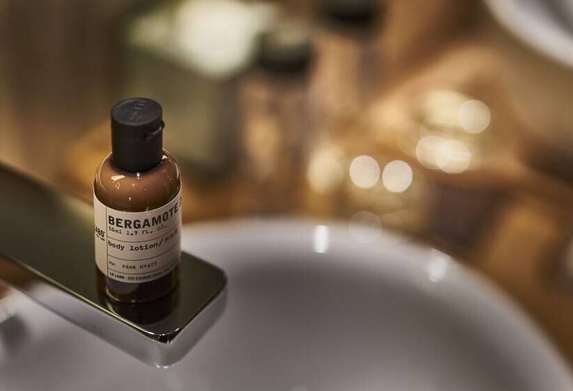 اتاق استاندارد با تخت دوبل, Park Hyatt Guangzhou