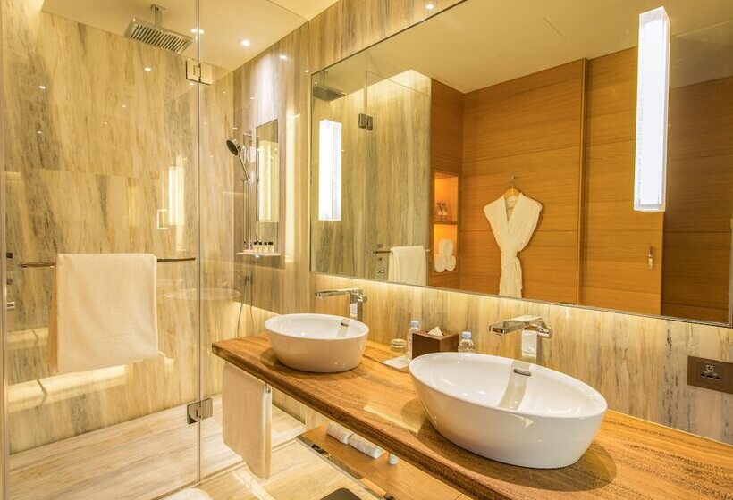 Номер Стандарт Двуспальная Кровать Вид на Парк, Park Hyatt Guangzhou