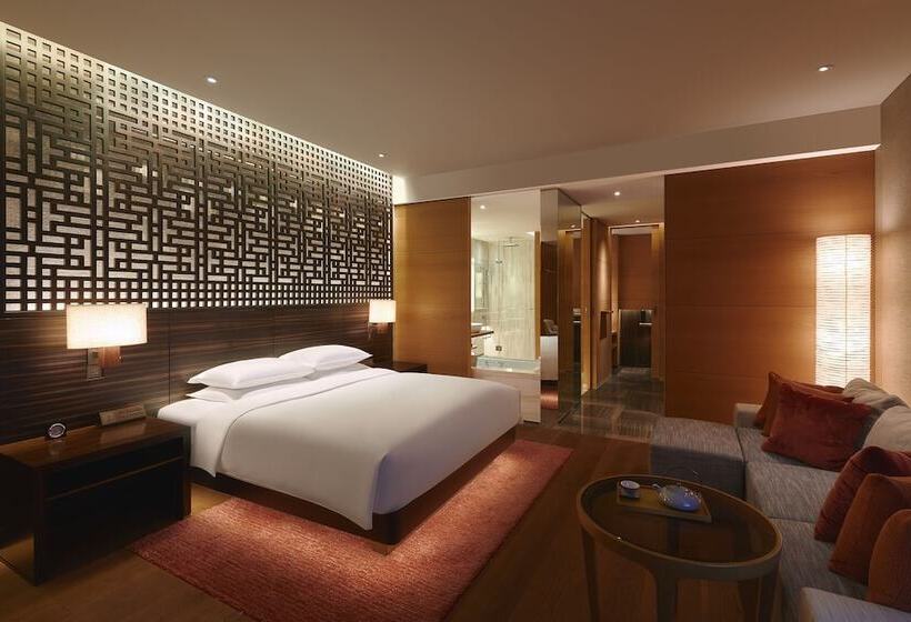 Номер Стандарт Двуспальная Кровать Вид на Парк, Park Hyatt Guangzhou