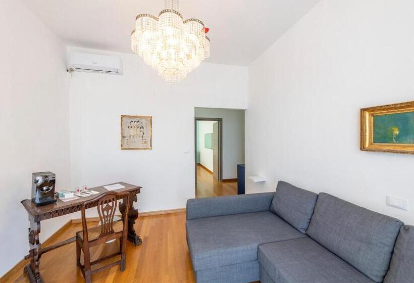 غرفة قياسية مطلّة علي البحر, San Michele