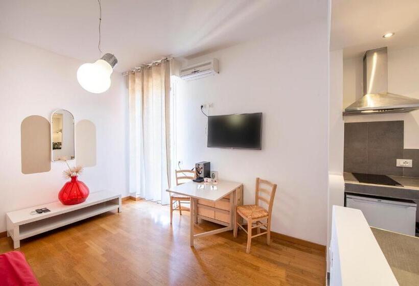 جناح جونيور مطلّ علي البحر, San Michele