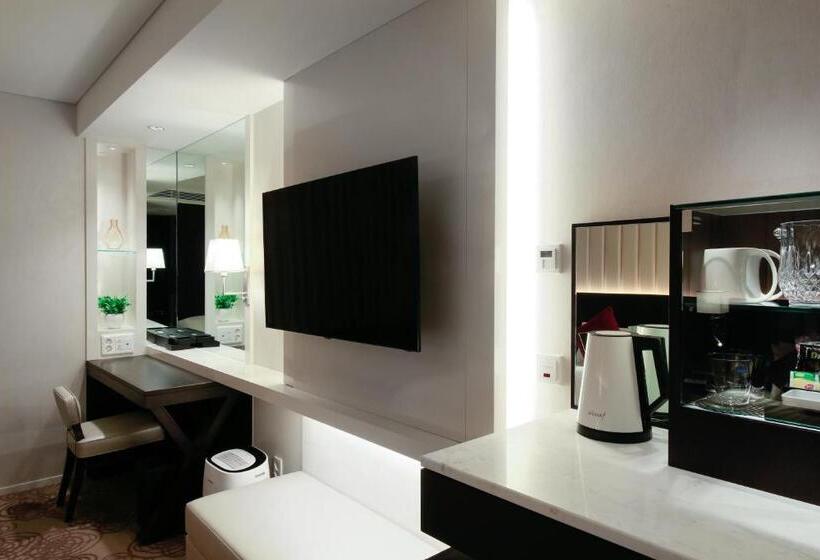 Номер Стандарт, Solaria Nishitetsu Hotel Seoul Myeongdong