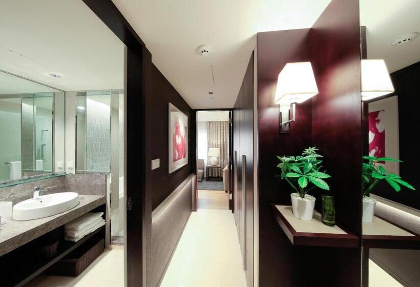 스탠다드 트리플 룸, Solaria Nishitetsu Hotel Seoul Myeongdong