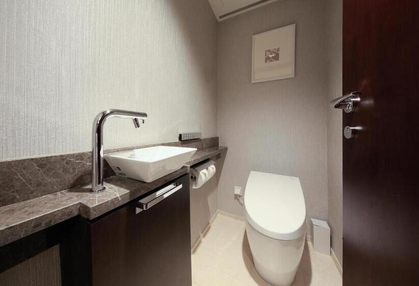 Номер Стандарт Трехместный, Solaria Nishitetsu Hotel Seoul Myeongdong