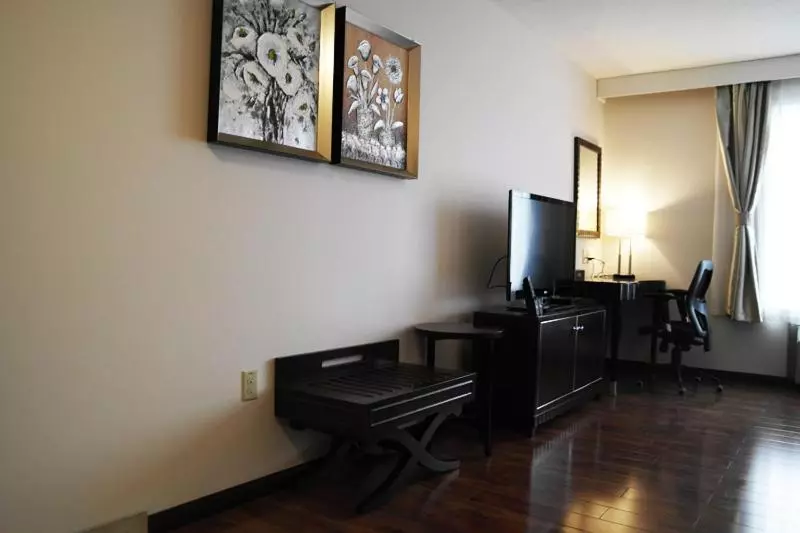 Standard-huone Keittiö, Days Inn & Suites By Wyndham Fort Saskatchewan