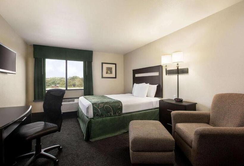 스탠다드 룸, Travelodge By Wyndham Livonia
