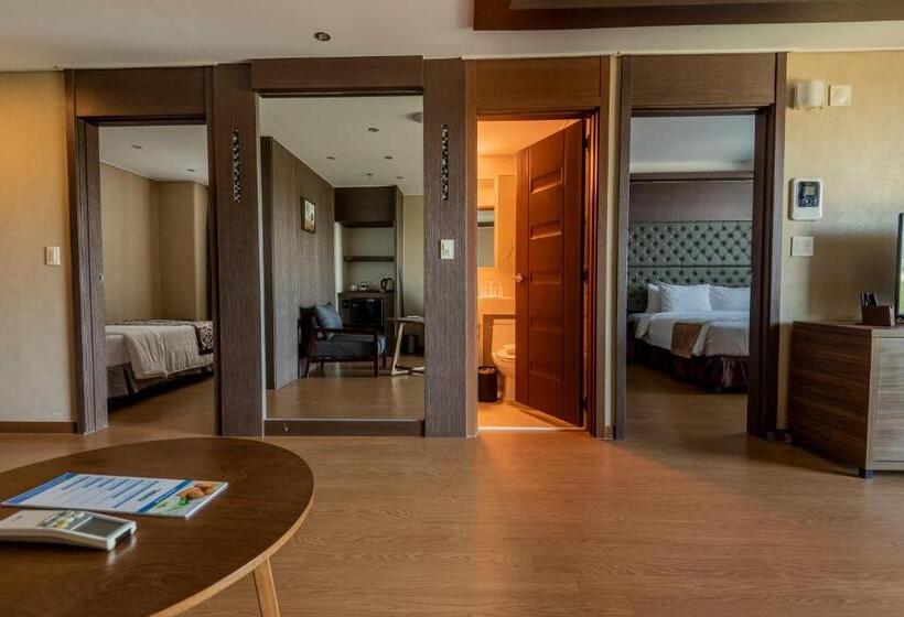 جناح غرفتين نوم, Xenia