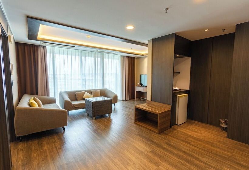 جناح إدارى, Xenia