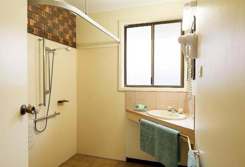 适合残疾人士使用的带超级大床的标准间, Pinnacle Holiday Lodge