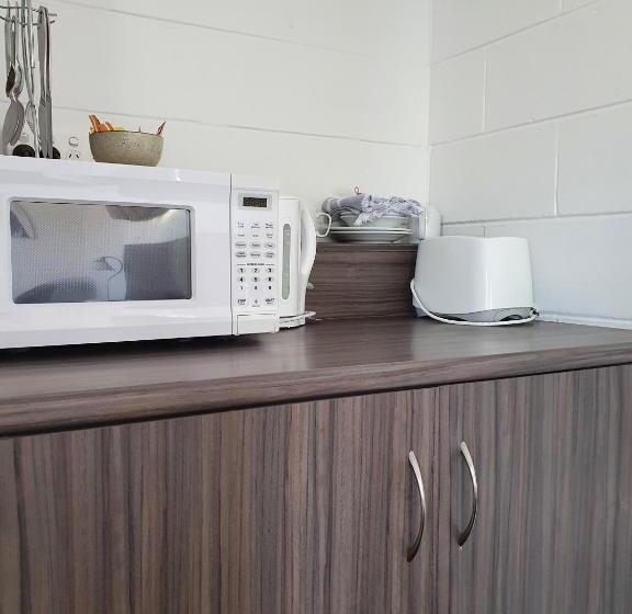 חדר סטנדרט יחיד, Motel Riverbend