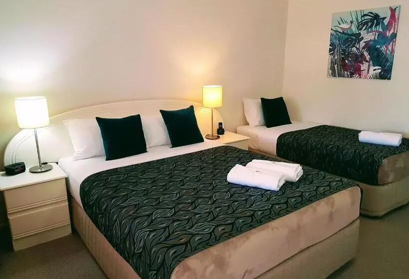 Standard Kolmen Hengen Huone, Rockhampton Palms Motor Inn