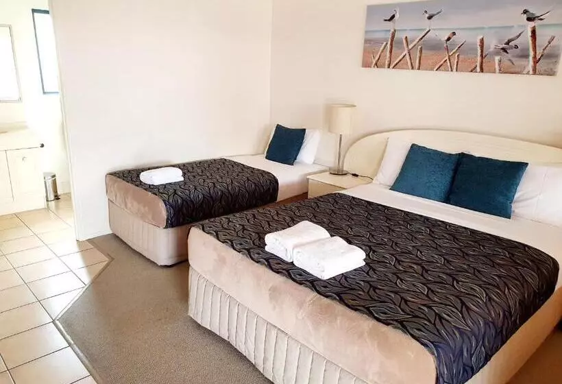 Deluxe Kolmen Hengen Huone, Rockhampton Palms Motor Inn
