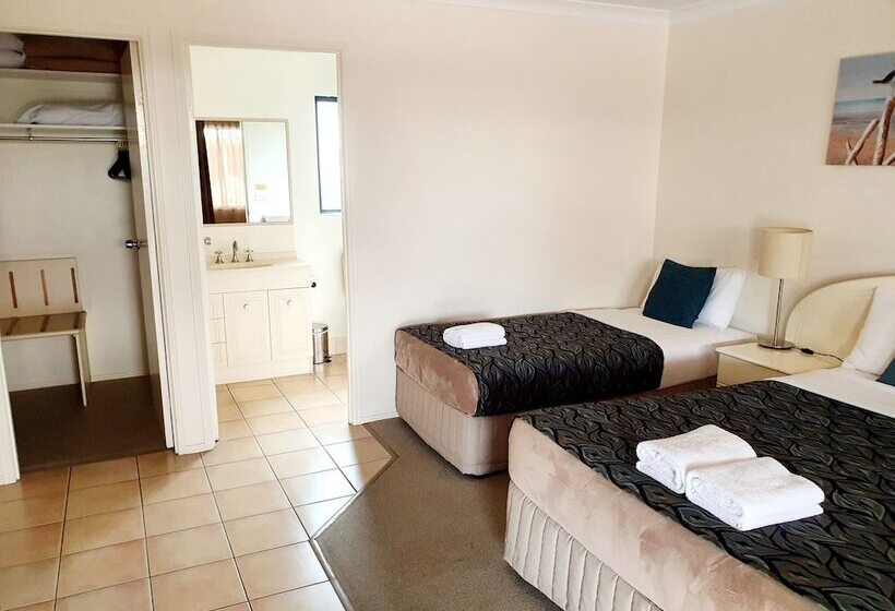 اتاق لوکس, Rockhampton Palms Motor Inn