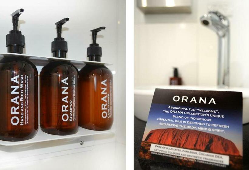 اتاق اجرایی با تخت بزرگ, Orana Motel