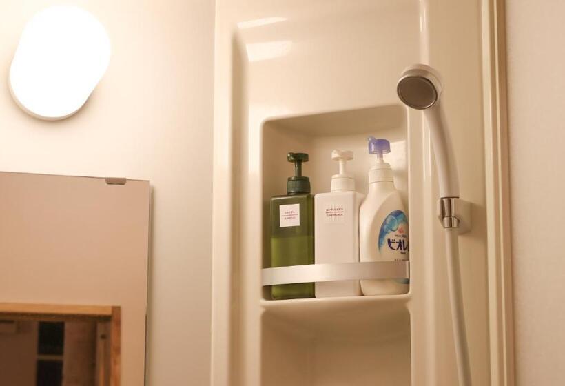 Camera Standard, Sappolodge