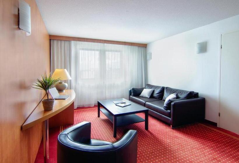 سوییت لوکس, Cerise Bordeaux Mérignac Aéroport