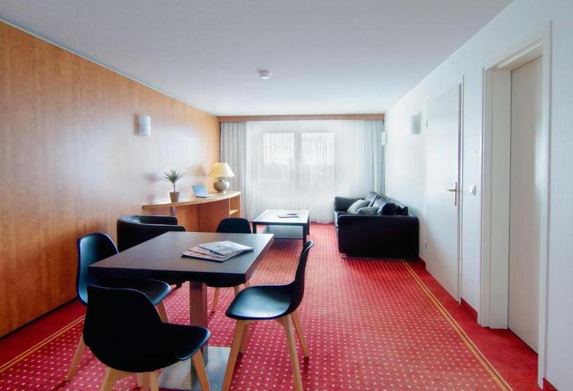 سوییت لوکس, Cerise Bordeaux Mérignac Aéroport