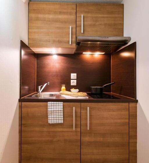 سوییت لوکس, Cerise Bordeaux Mérignac Aéroport