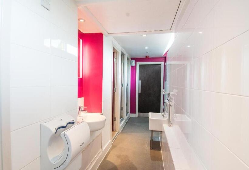 Quarto Estandar Banheiro Compartilhado, Safestay London Kensington Holland Park