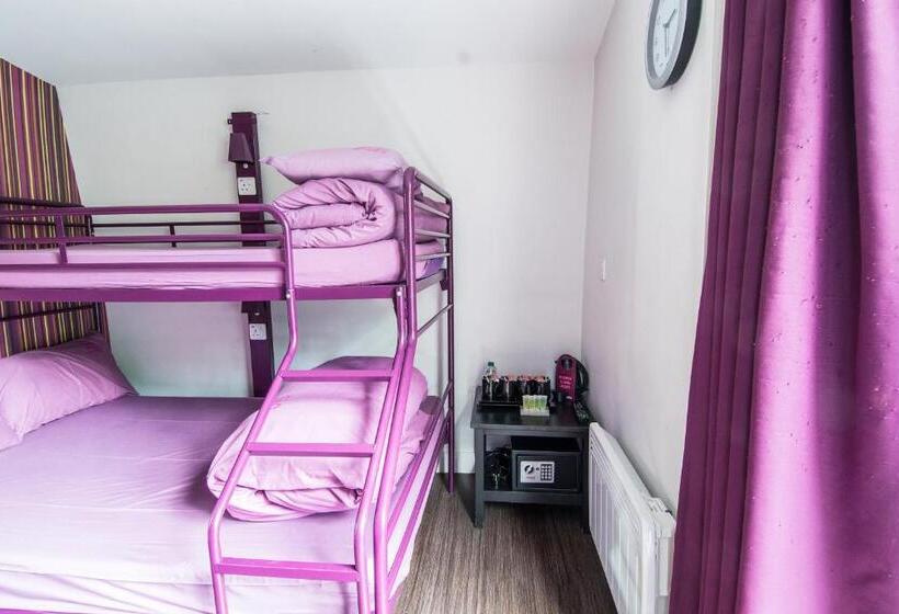 Quarto Quadruplo Estandar Banheiro Compartilhado, Safestay London Kensington Holland Park