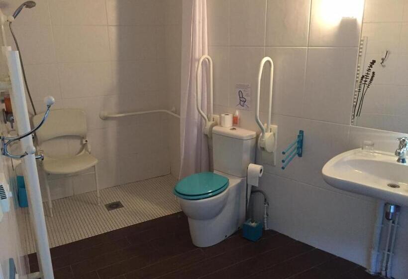 장애인을 위한 스탠다드 룸, La Raimbaudière