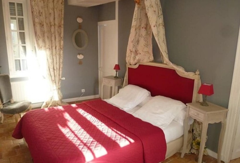 סוויטה משפחתית, Manoir De Boisairault