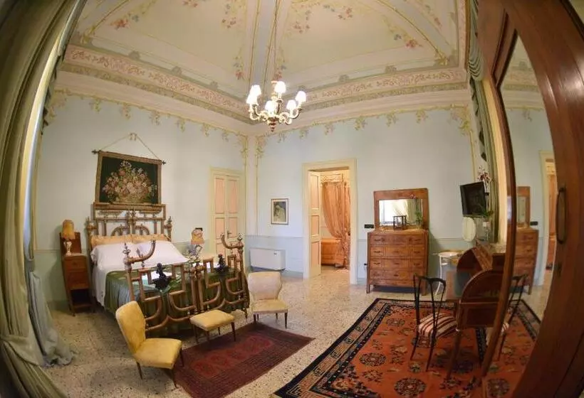 スーペリアトリプルルーム, Palazzo De Castro