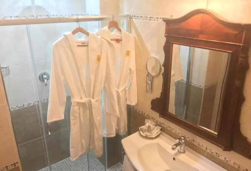 スタンダード４人部屋, Palazzo De Castro