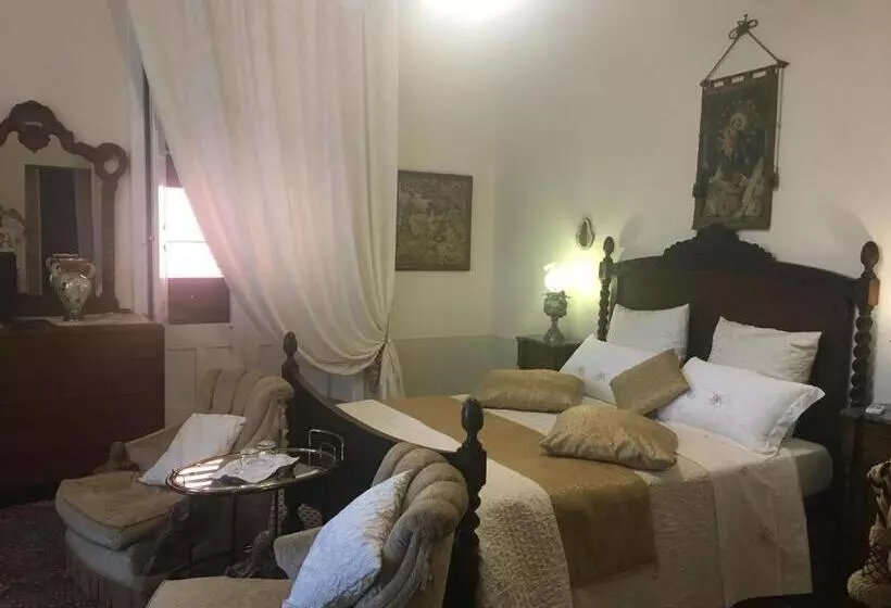 スタンダード４人部屋, Palazzo De Castro
