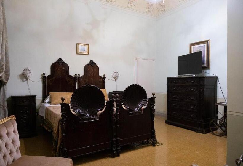 חדר דלוקס, Palazzo De Castro