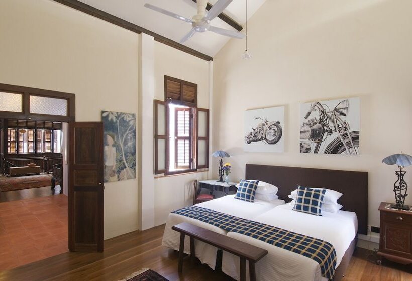 جناح, 23 Lovelane Penang