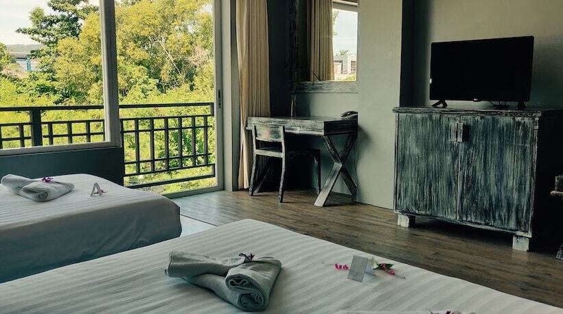 חדר דלוקס לשלושה, City Dance