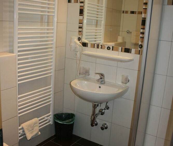 اتاق استاندارد سه تخته با بالکن, Garni Birkenhof